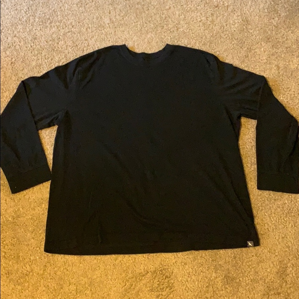 Black Eddie Bauer T-shirt